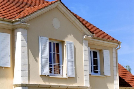 R&eacute;novation de menuiserie : guide pour des travaux r&eacute;ussis